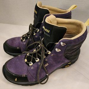 Ahnu Montara Waterproof Hiking Boots - Women's size 8.5